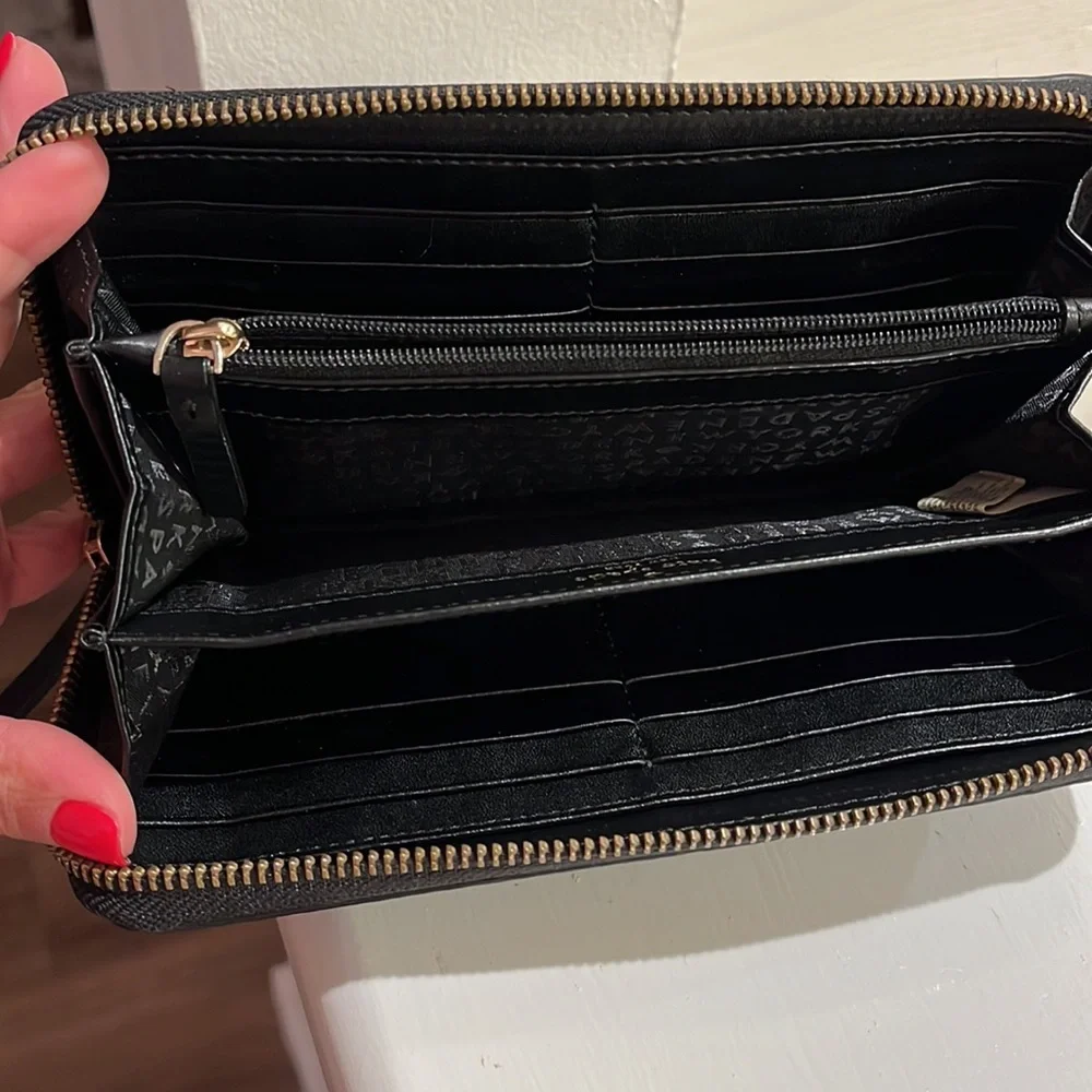 Kate Spade Leather Black Wallet ♠️ - Picture 5 of 10